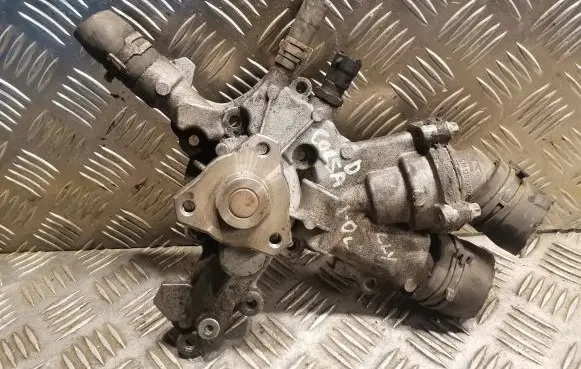 Opel Corsa D Water pump 12992692