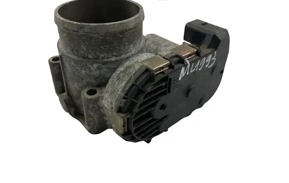 Volkswagen PASSAT B5 Throttle valve 06B133062B