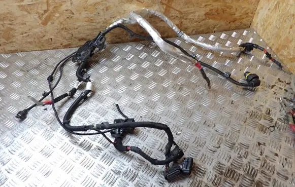 BMW 1 F20 F21 Positive cable (battery) 9470509