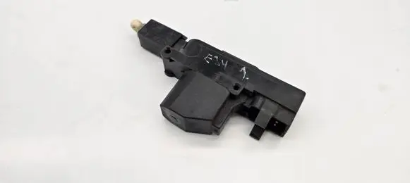 BMW 5 E34 Central locking motor 1378395