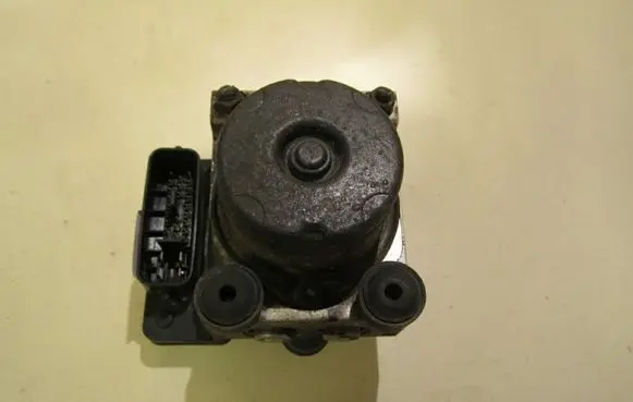 Mitsubishi Outlander ABS Pump MB44W1769181