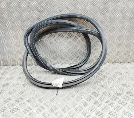 Cadillac Escalade Rubber seal front door (on door) 23255372