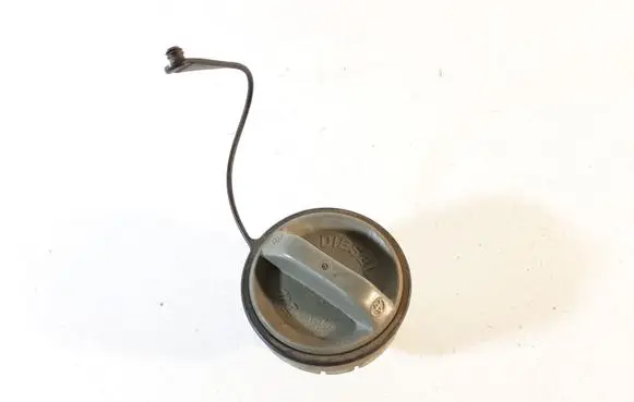 Toyota Corolla E120 E130 Fuel tank filler cap 