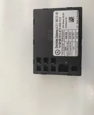Mercedes-Benz E W211 Gateway control module A2115403145 410213005012