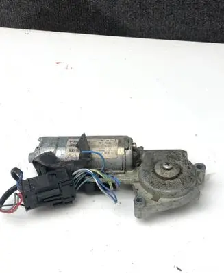 BMW 5 E34 Sunroof motor/actuator 8351876