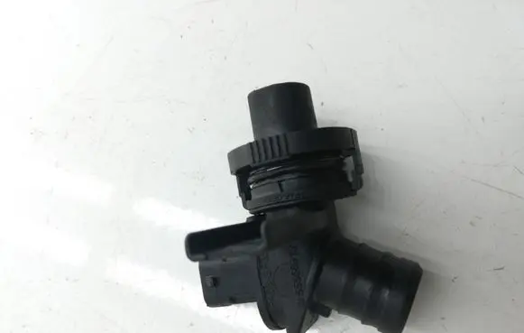 Opel Insignia A Coolant fan relay 55568910