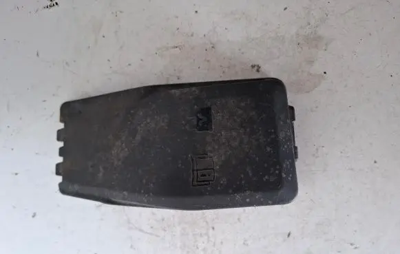 Volvo XC60 Fuse box cover 6G9T14A076