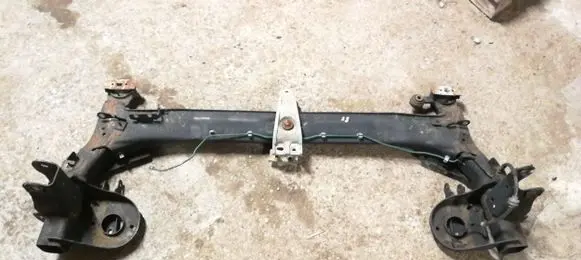 Renault Laguna III Rear axle beam 