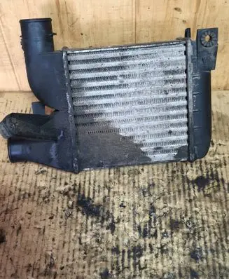 BMW 5 E39 Intercooler radiator 