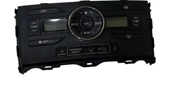 Toyota Auris 150 Climate control unit 5590002300 0A226B0004N4