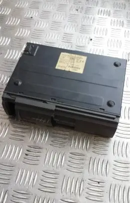 Volkswagen PASSAT B5 CD/DVD changer CXDP803EN