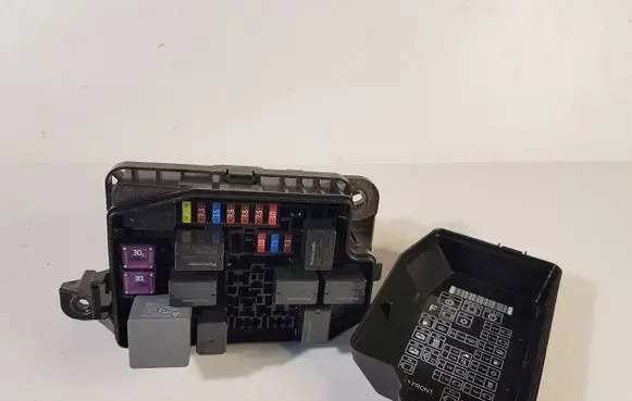 Mitsubishi Outlander Fuse box set 7632NA 8565A392 8627A030