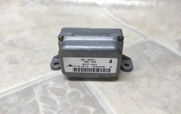 Nissan Murano Z50 ESP acceleration yaw rate sensor 479317S100 06211701634
