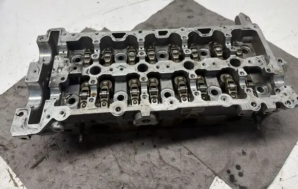 Volvo V60 Engine head 31430110