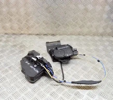BMW 6 F12 F13 Rear door lock 7276321 7276317