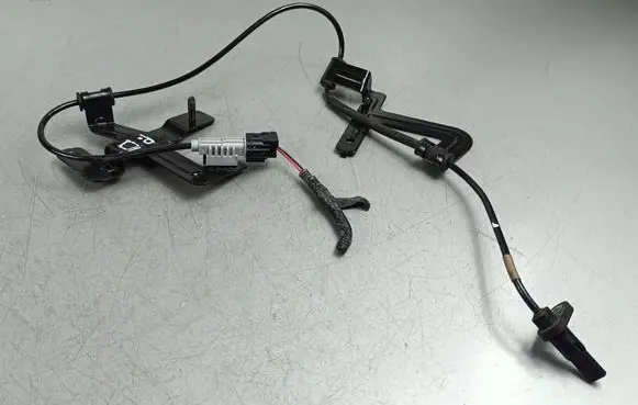 Genesis GV70 ABS brake wheel speed sensor 58940-AR500