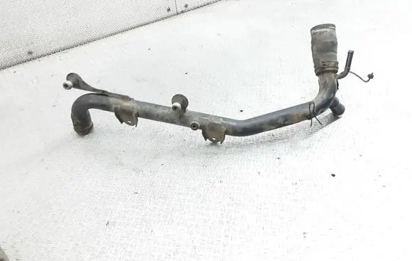 Audi A4 S4 B6 8E 8H Engine coolant pipe/hose