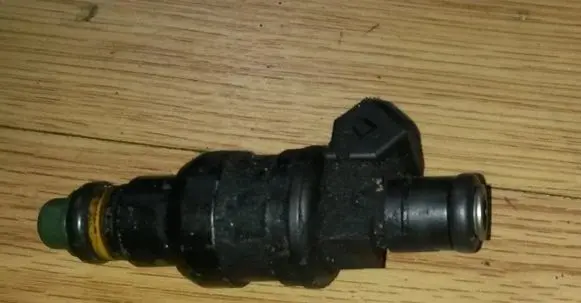 Audi A3 S3 8L Fuel injector 058133551