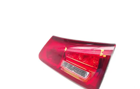 Lexus IS 220D-250-350 Tailgate rear/tail lights