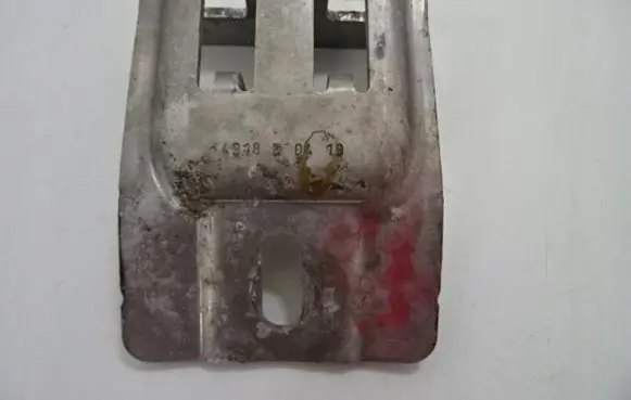 Citroen C3 Radiator mount bracket 4918