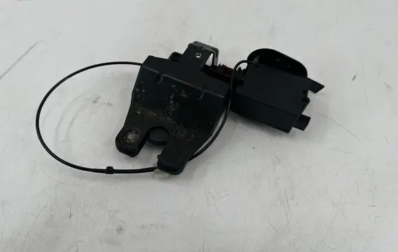 BMW 5 E39 Tailgate/trunk/boot lock/catch/latch 8168892 51248168892
