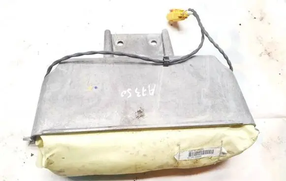 Chrysler Pacifica Passenger airbag 520678200dd06 5206782-00dd06