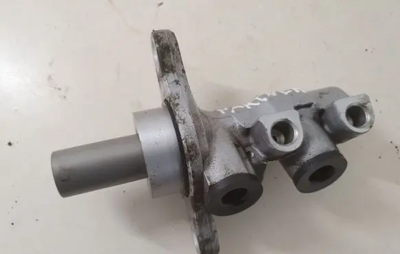 Peugeot Partner Master brake cylinder