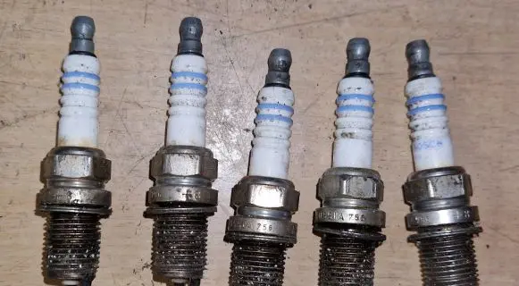 Volvo V70 Spark plug 