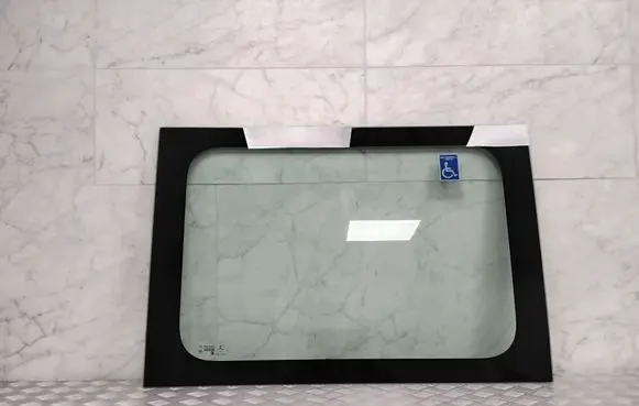 Renault Master III Rear door window glass