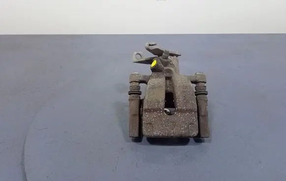 Renault Megane I Rear brake caliper