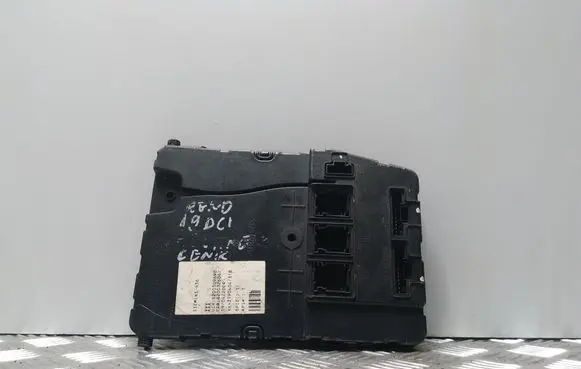 Renault Scenic II - Grand scenic II Comfort/convenience module 8200309690