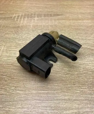 Skoda Fabia Mk2 (5J) Turbo solenoid valve 1K0906627A 70086800