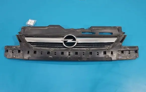 Opel Corsa C Front bumper upper radiator grill 499000089 IMPRK1578140