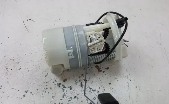 Renault Clio III In-tank fuel pump 8200683207