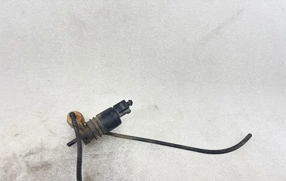 Audi A6 S6 C6 4F Windscreen/windshield washer pump 1J0973722