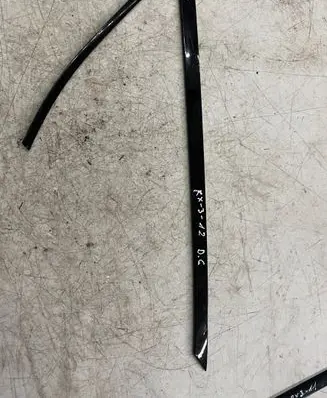 Lexus RX 330 - 350 - 400H Rear side glass trim 480N