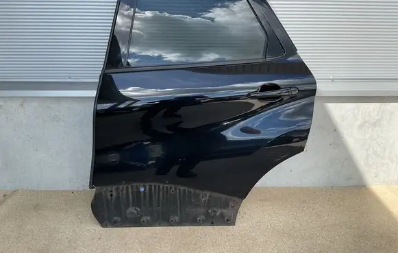 Rear door