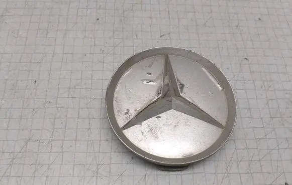 Mercedes-Benz C W203 Original wheel cap 2014010225