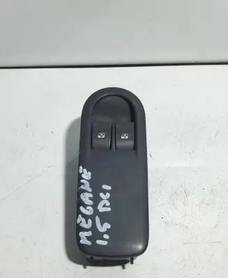 Renault Megane II Electric window control switch 156018090