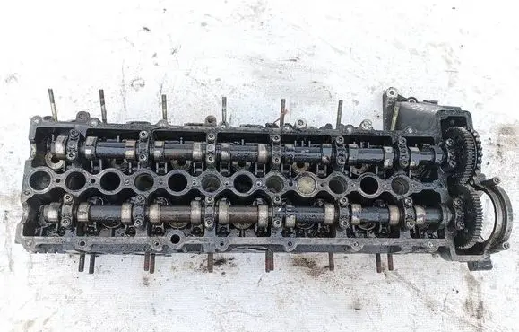 BMW X5 E70 Engine head 77927539