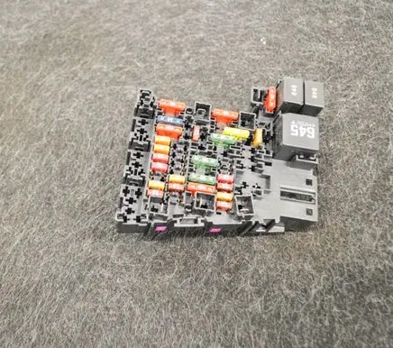 Audi A3 S3 8V Fuse box set 5Q0937615C