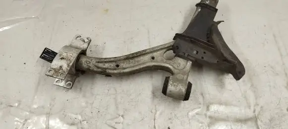 Mercedes-Benz A W176 Front lower control arm/wishbone A1763300200