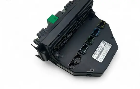 Mercedes-Benz E W212 Fuse module A2129008307