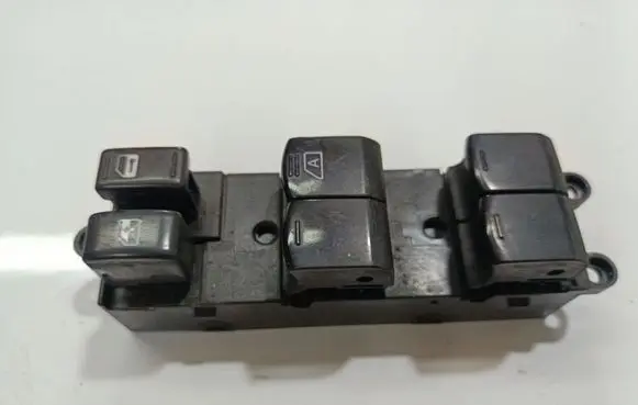 Nissan Murano Z50 Electric window control switch
