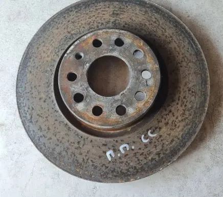 Volkswagen PASSAT CC Front brake disc 5Q0815301F