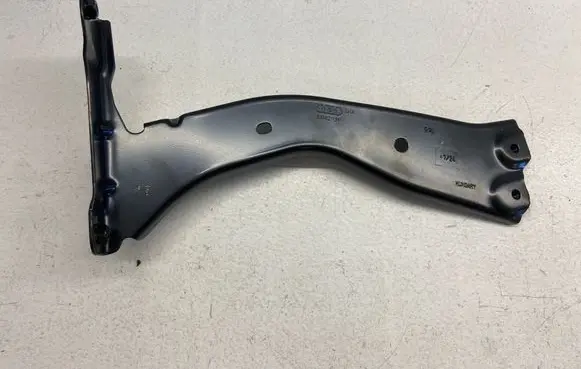 Audi Q3 F3 Fender mounting bracket 83A821131