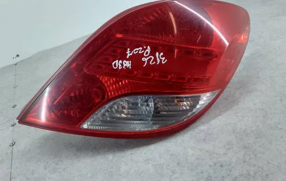 Peugeot 207 Rear/tail lights 9686565980