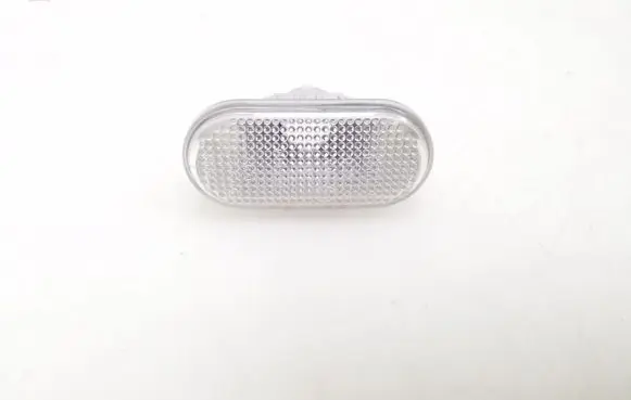 Nissan Qashqai Front fender indicator light 