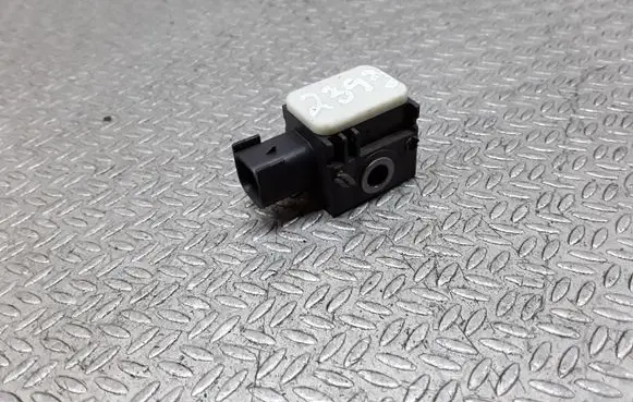KIA Carens II Airbag deployment crash/impact sensor 959201D000
