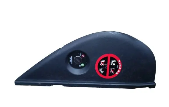 Hyundai Santa Fe Passenger airbag on/off switch 847732B000